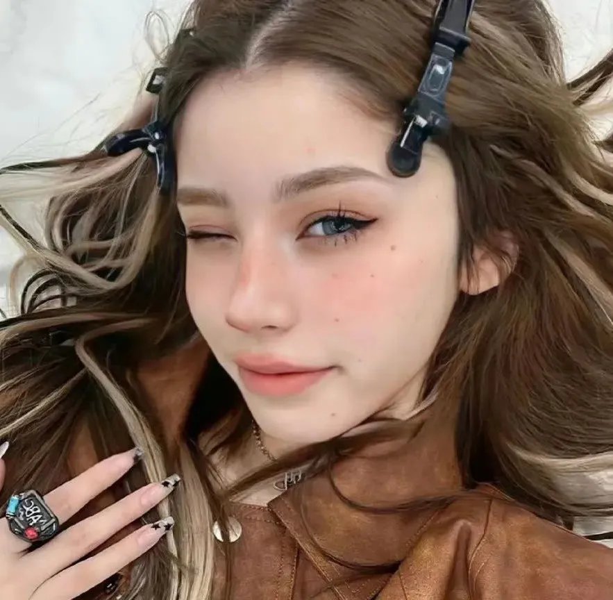 铁手人